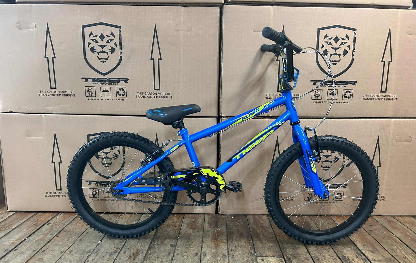 18" Tiger Flash Blue