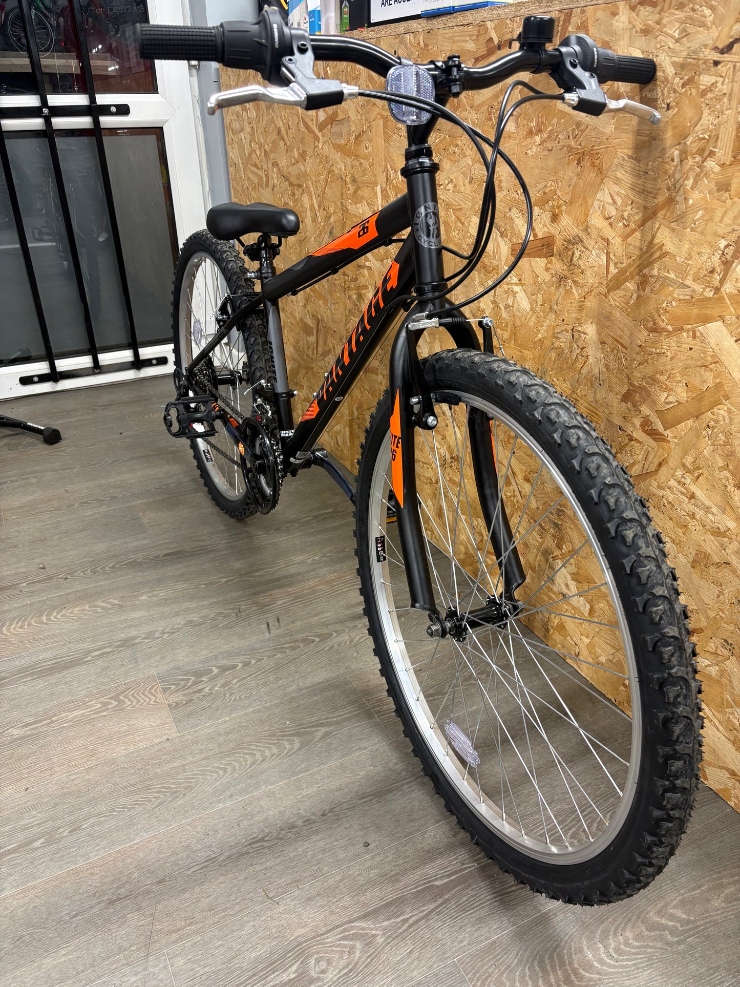 26" Ignite Vantage black/Orange (new model)
