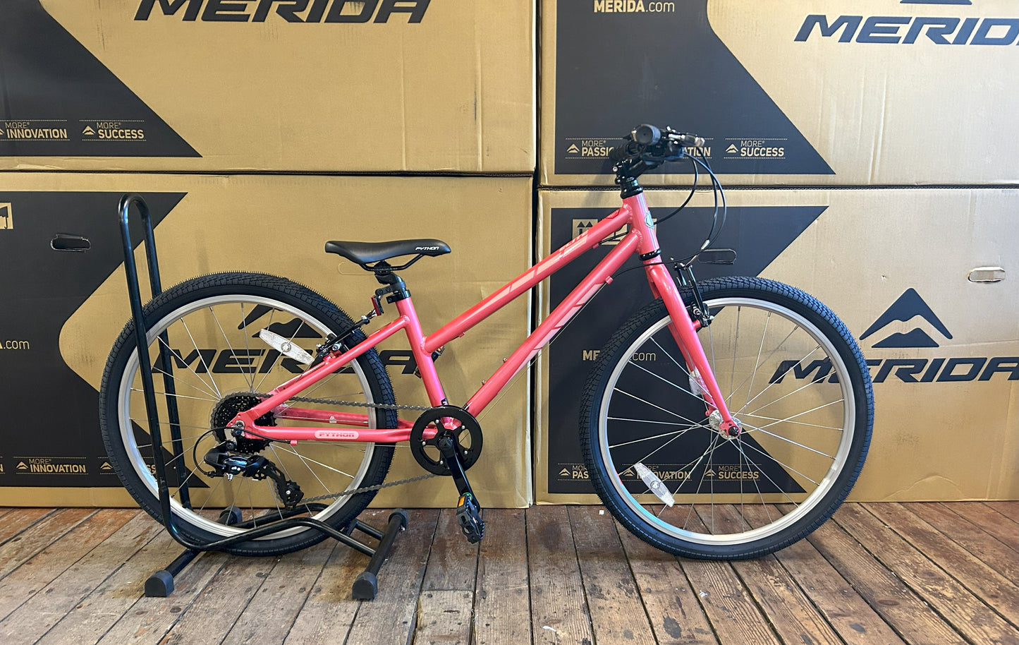 24" Elite Alloy Pink