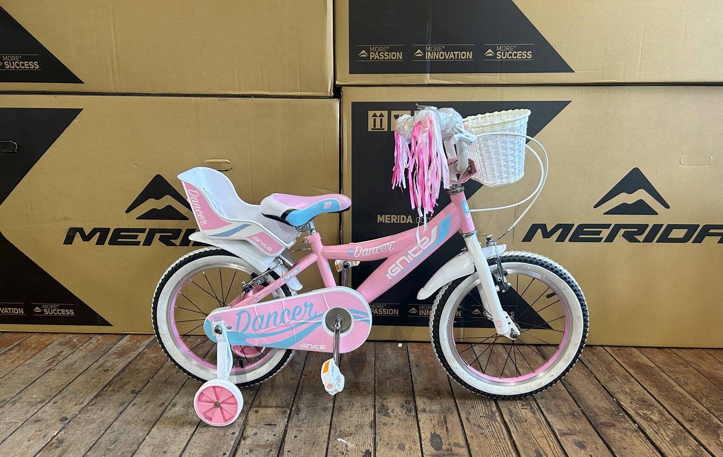 16" Ignite Dancer Pink