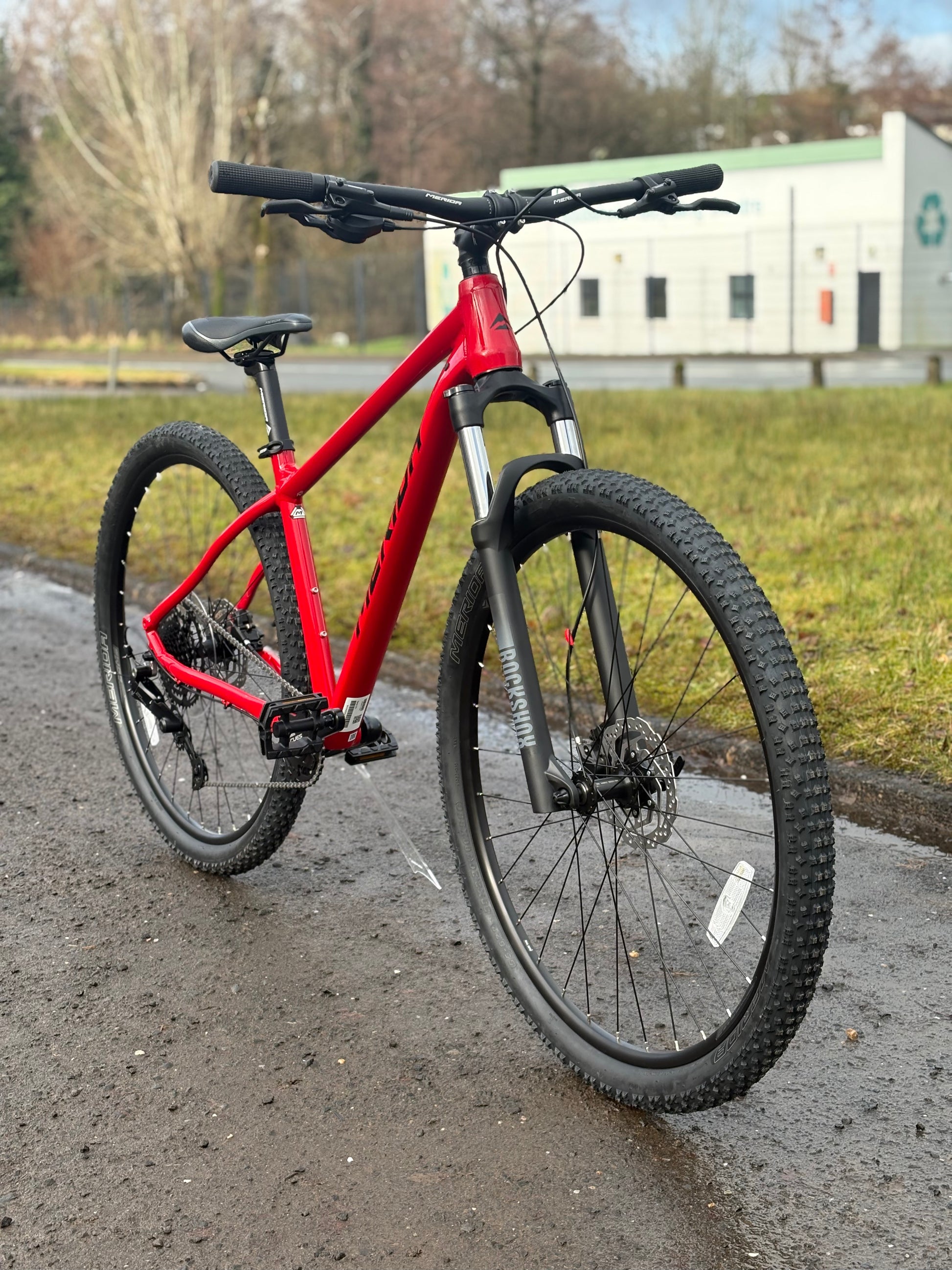 MERIDA ROAD 900 ロードバイク　シマノ　マービック ROAD BIKE - ロードバイク一覧｜MERIDA公式オンラインショップ｜MERIDA