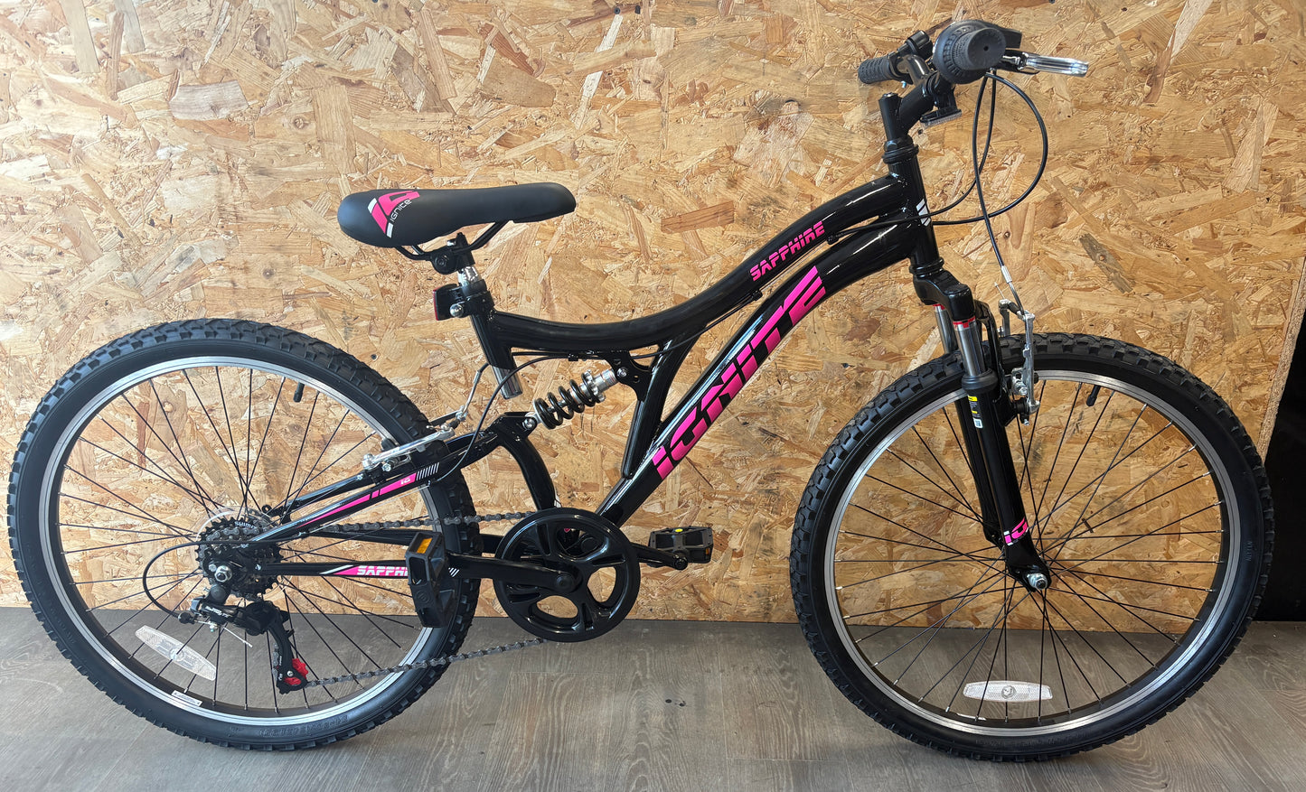 24" Ignite Sapphire full suspension