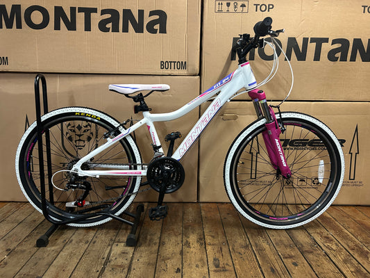 24" Montana fit Alloy white/violet